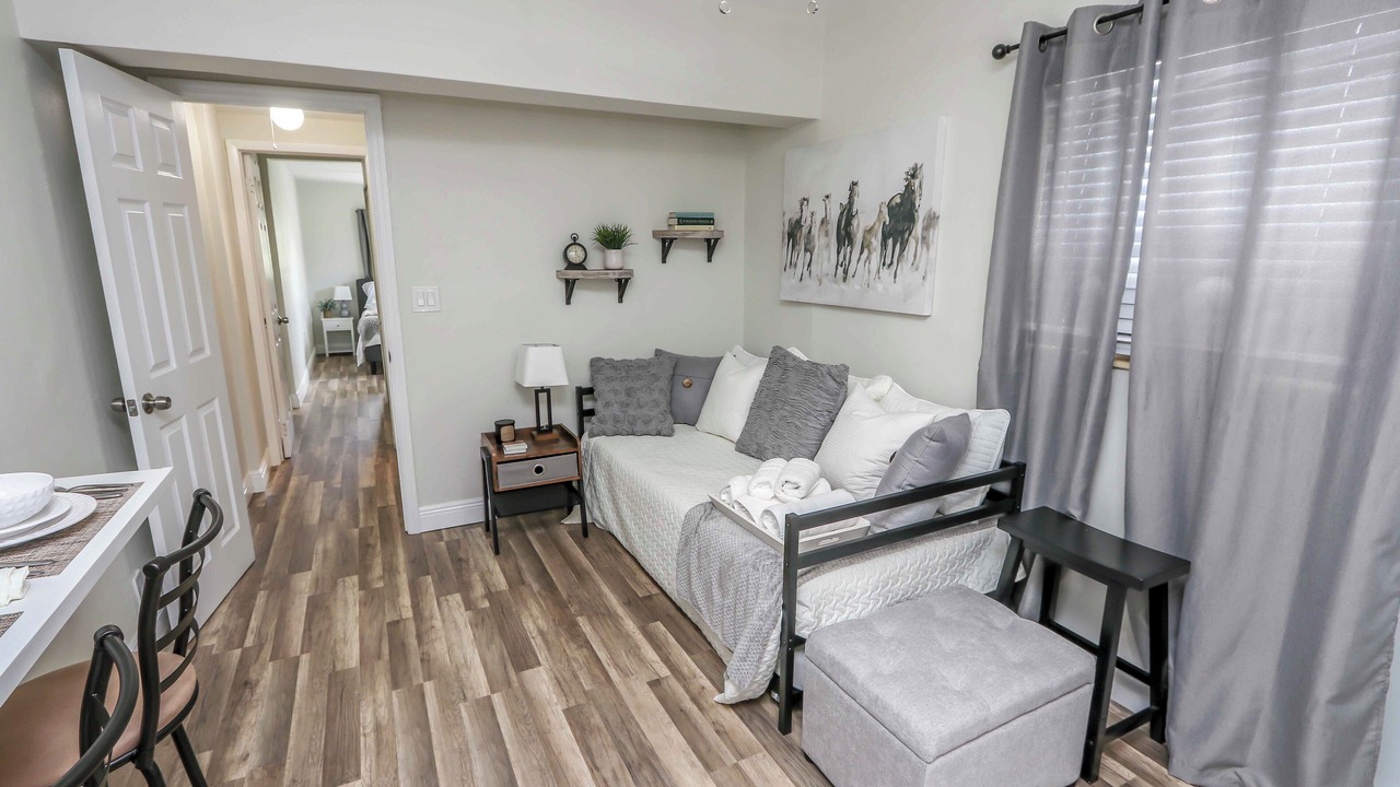 Photo of Livingroom in Coral Terrace