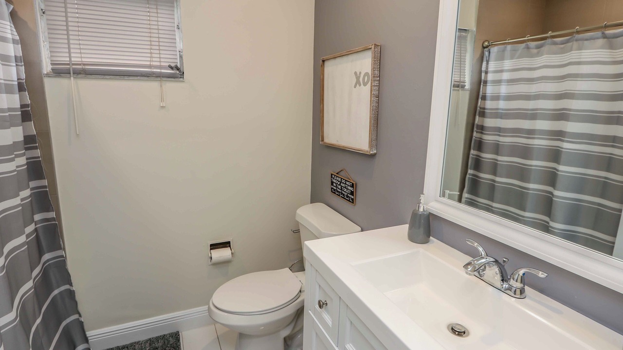 Photo of Bathroom in Coral Terrace