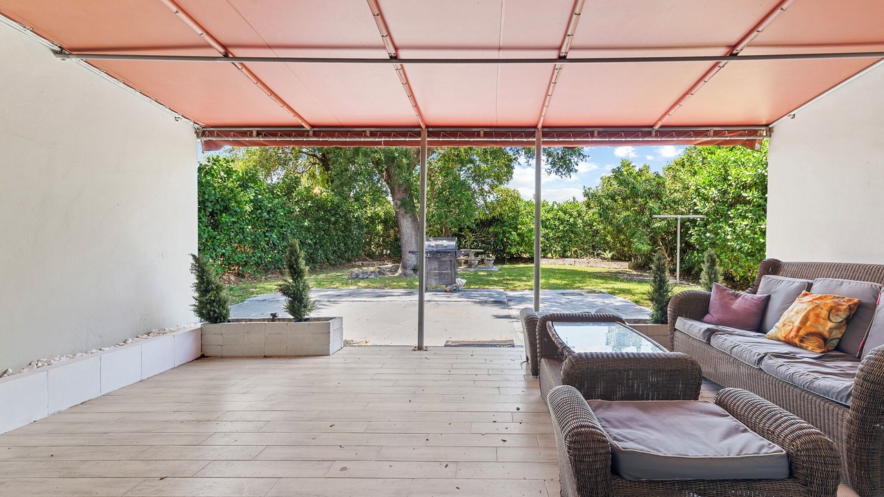 Photo of Patio Balcony in Coral Terrace
