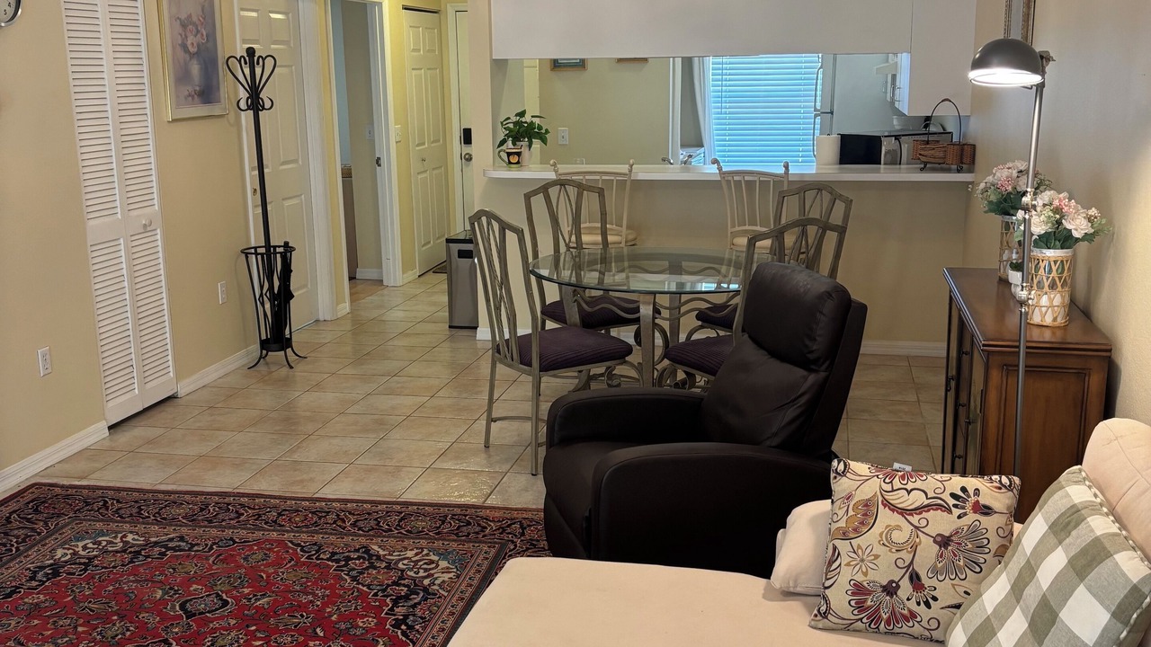 Photo of Livingroom in Park East