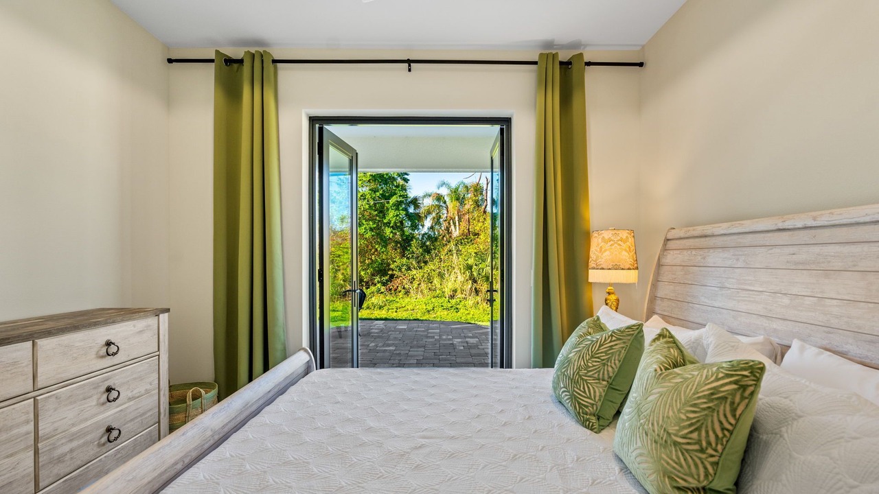 Photo of Bedroom in Gulf Cove