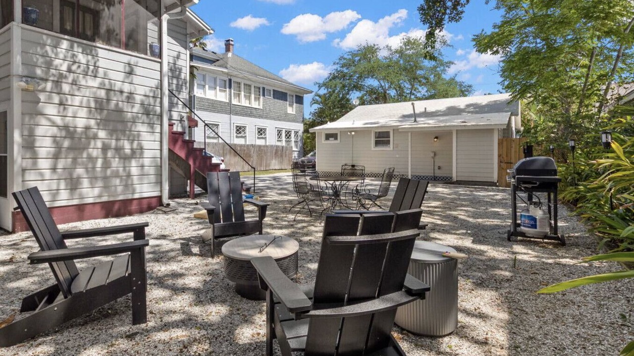 Photo of Patio Balcony in Historic Hyde Park North