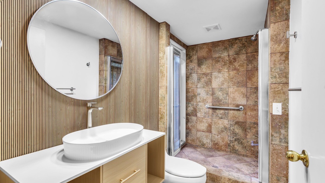 Photo of Bathroom in Coral Terrace