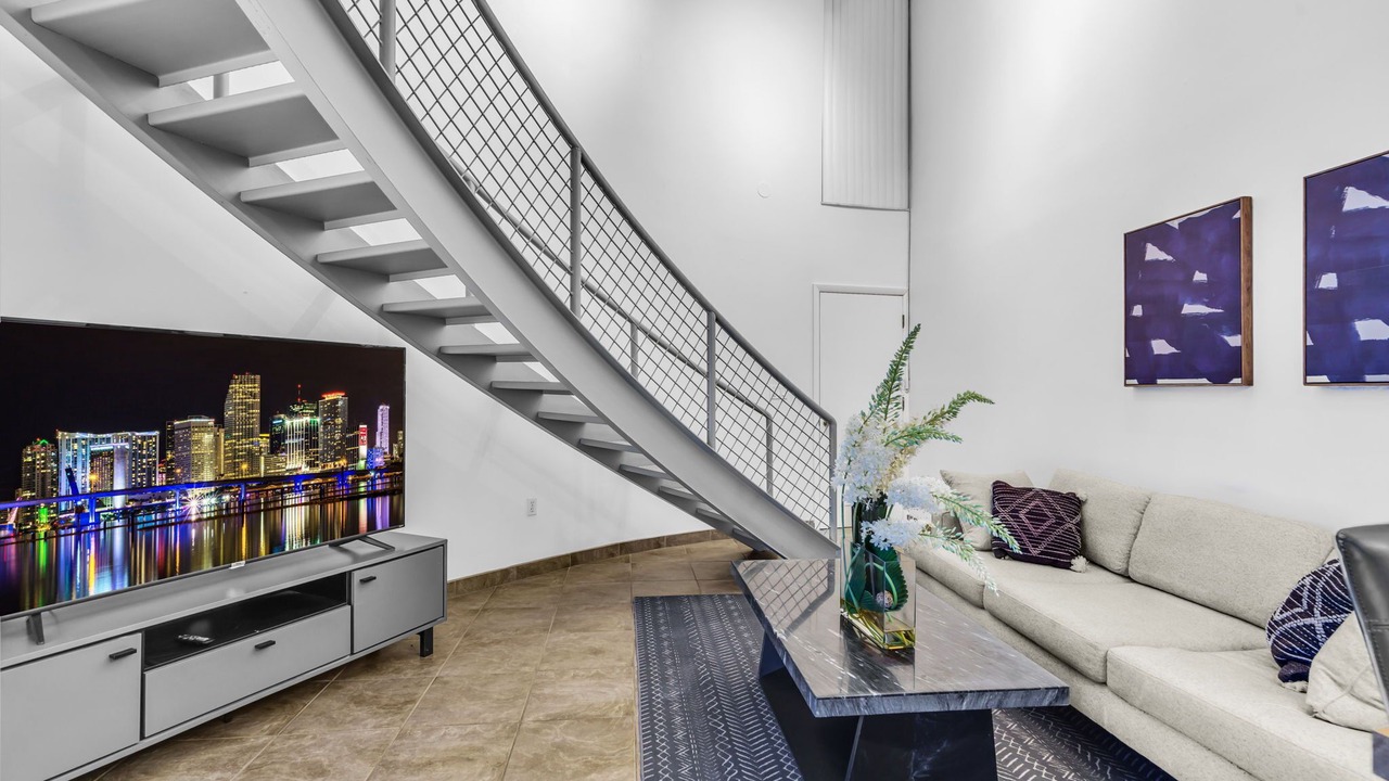 Photo of Livingroom in Coral Terrace