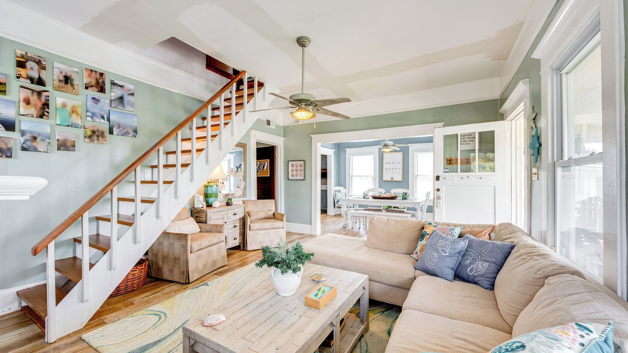 Photo of Livingroom in Crawfordville