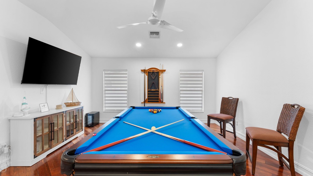 Photo of Bedroom in Willoughby Acres