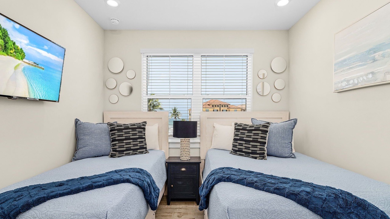 Photo of Bedroom in Mid Island