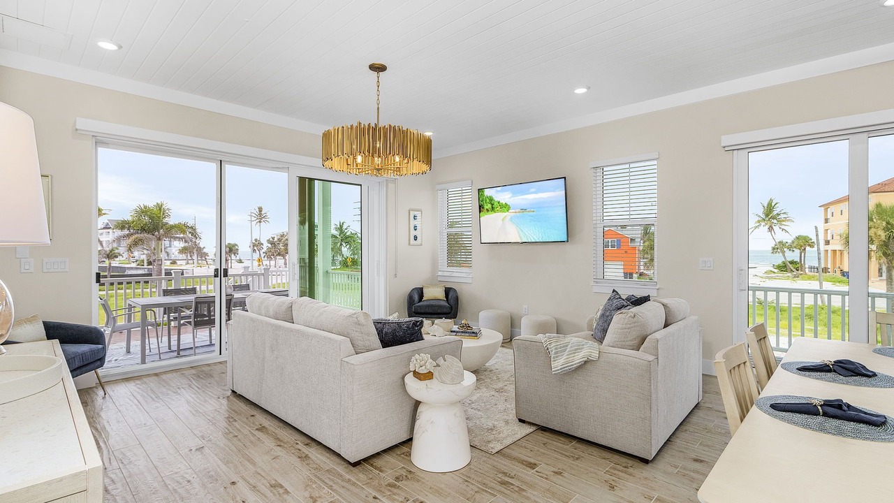 Photo of Livingroom in Mid Island