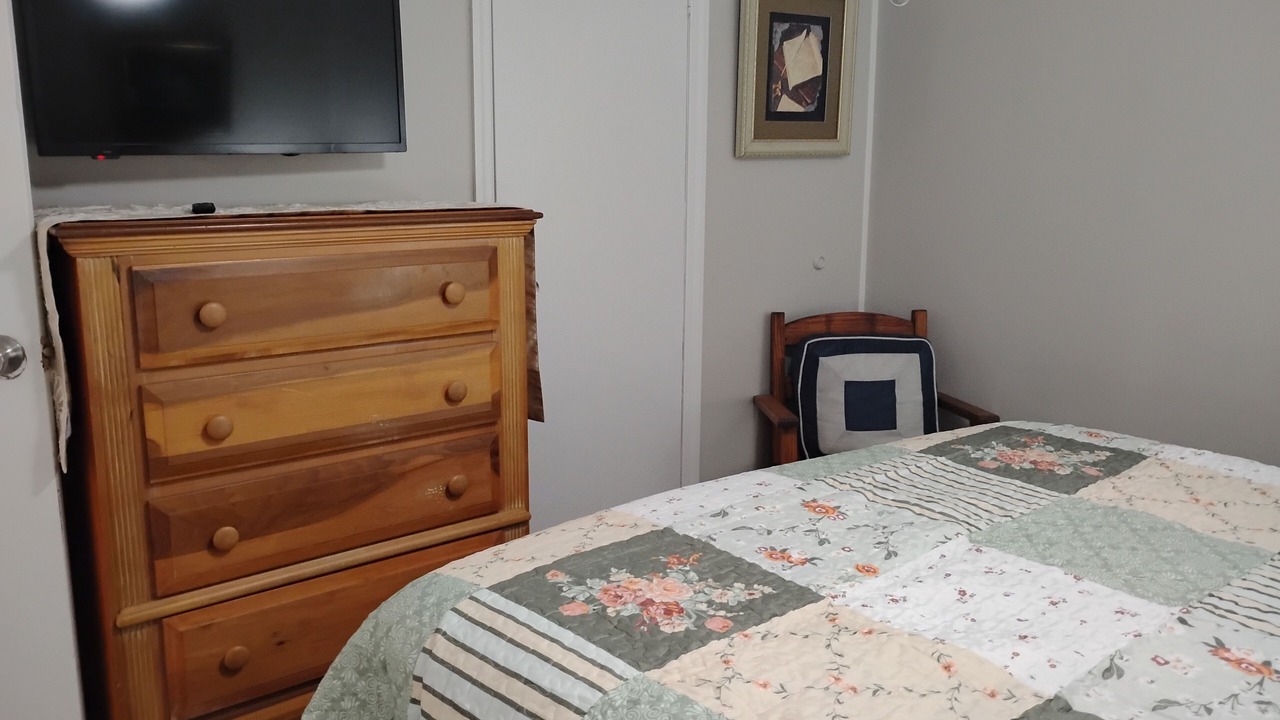Photo of Bedroom in Blountstown