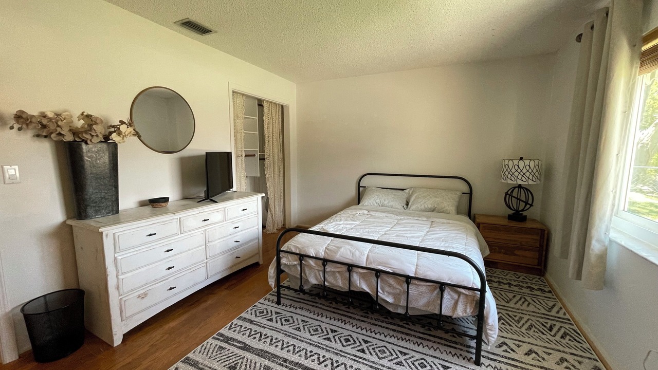 Photo of Bedroom in Palm Harbor
