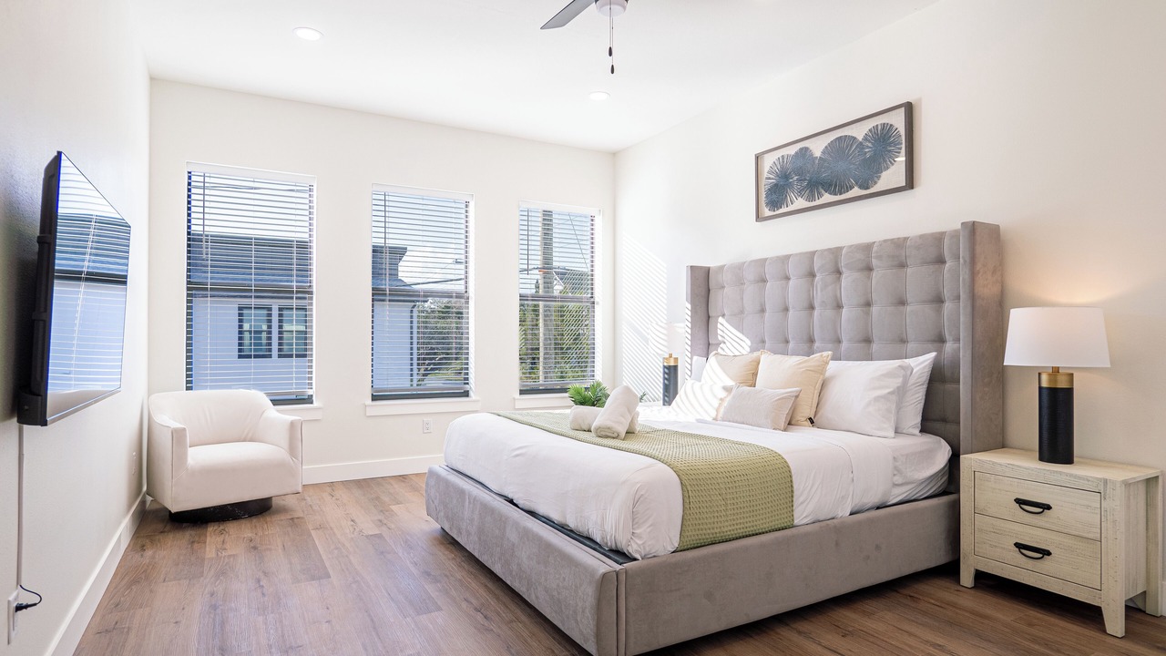 Photo of Bedroom in Port Tampa City