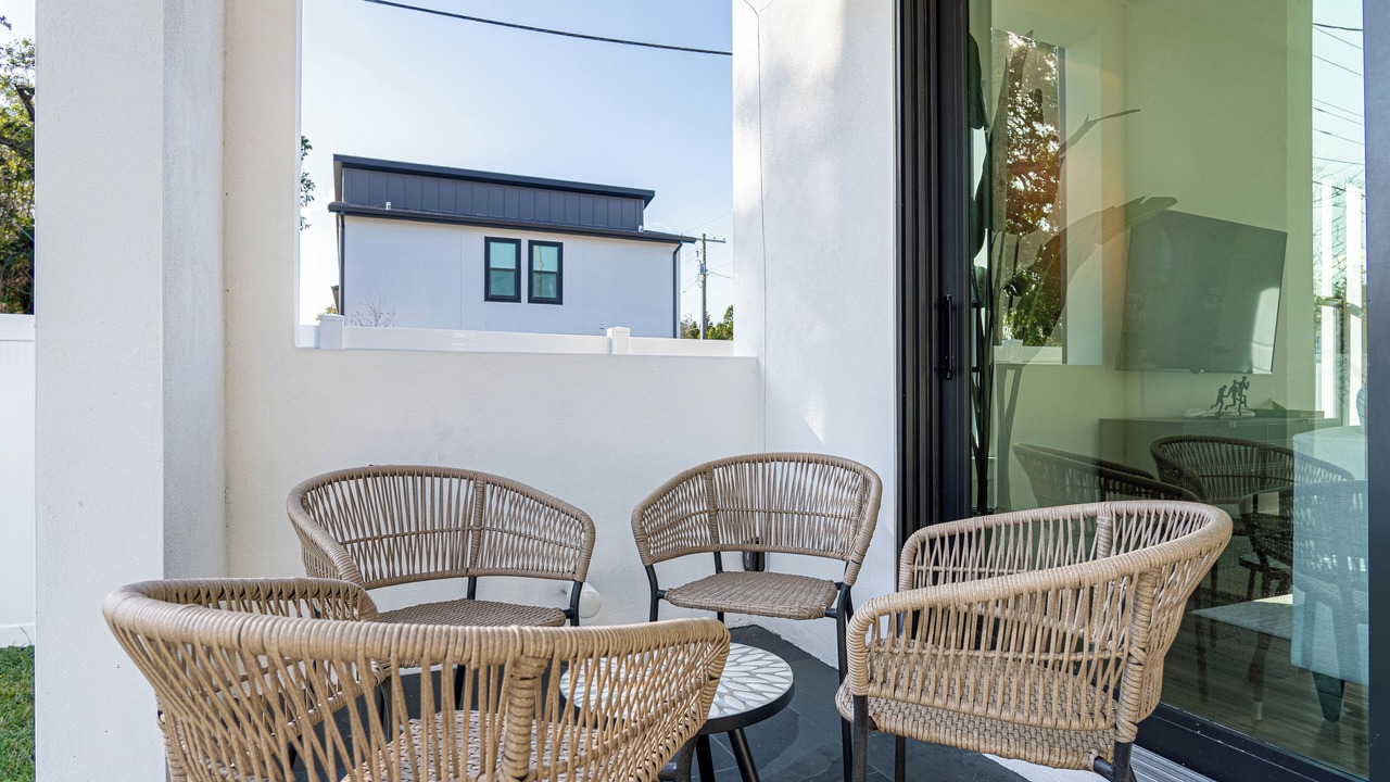 Photo of Patio Balcony in Port Tampa City