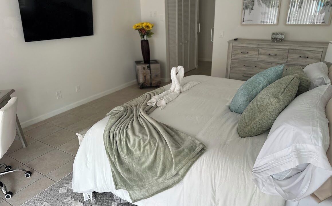 Photo of Bedroom in Tropic Palms