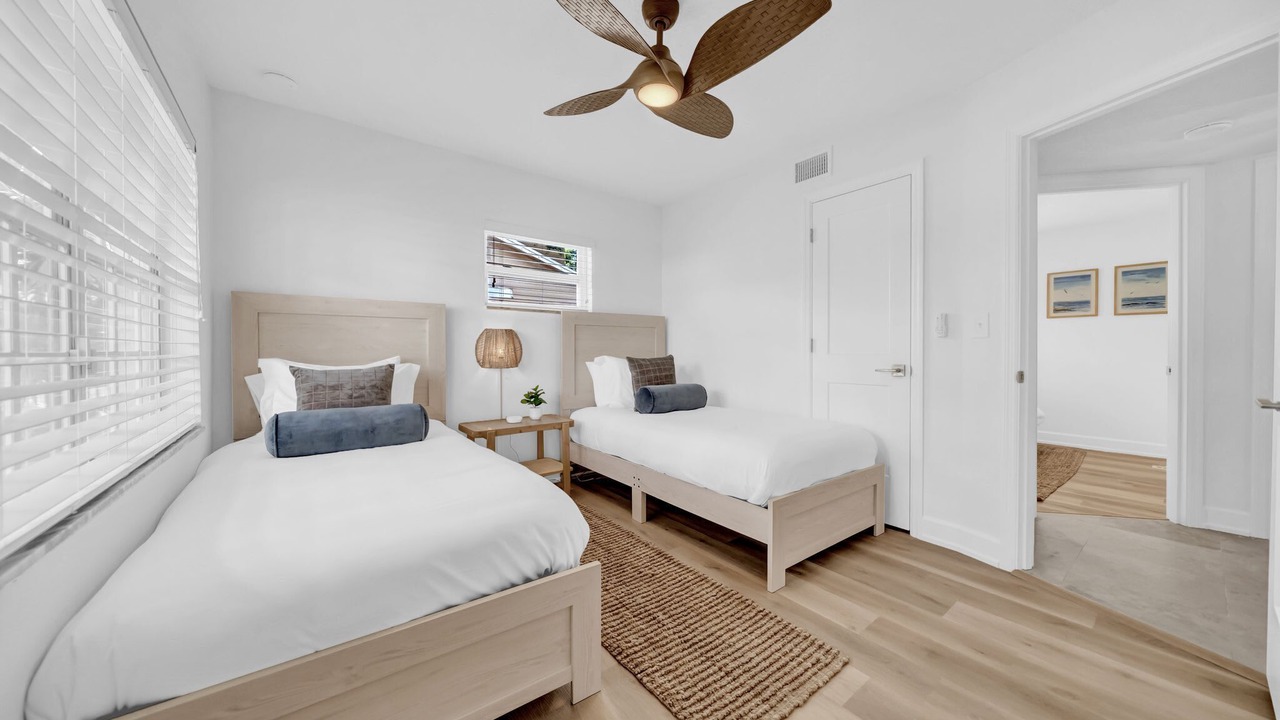 Photo of Bedroom in Bay Crest Park