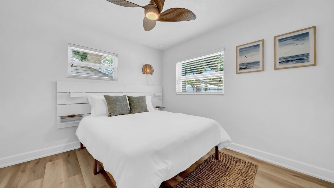 Photo of Bedroom in Bay Crest Park