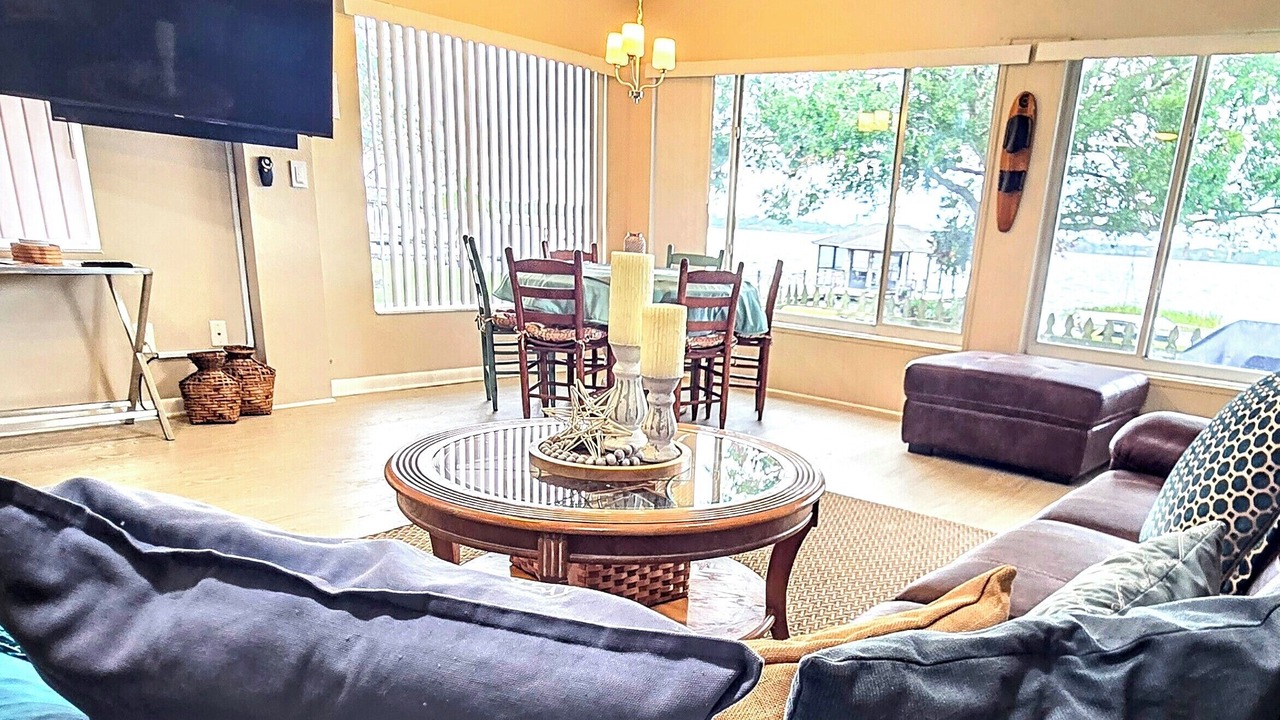 Photo of Livingroom in Winter Haven