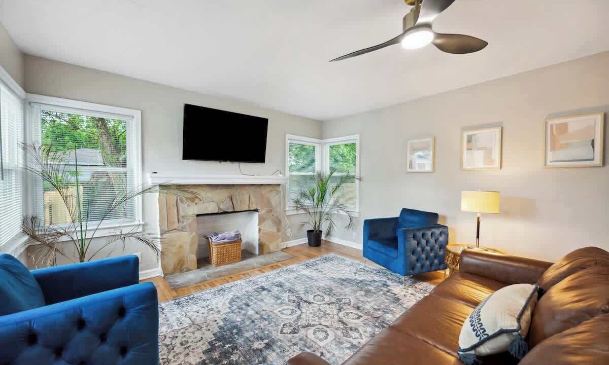 Photo of Livingroom in Dixieland