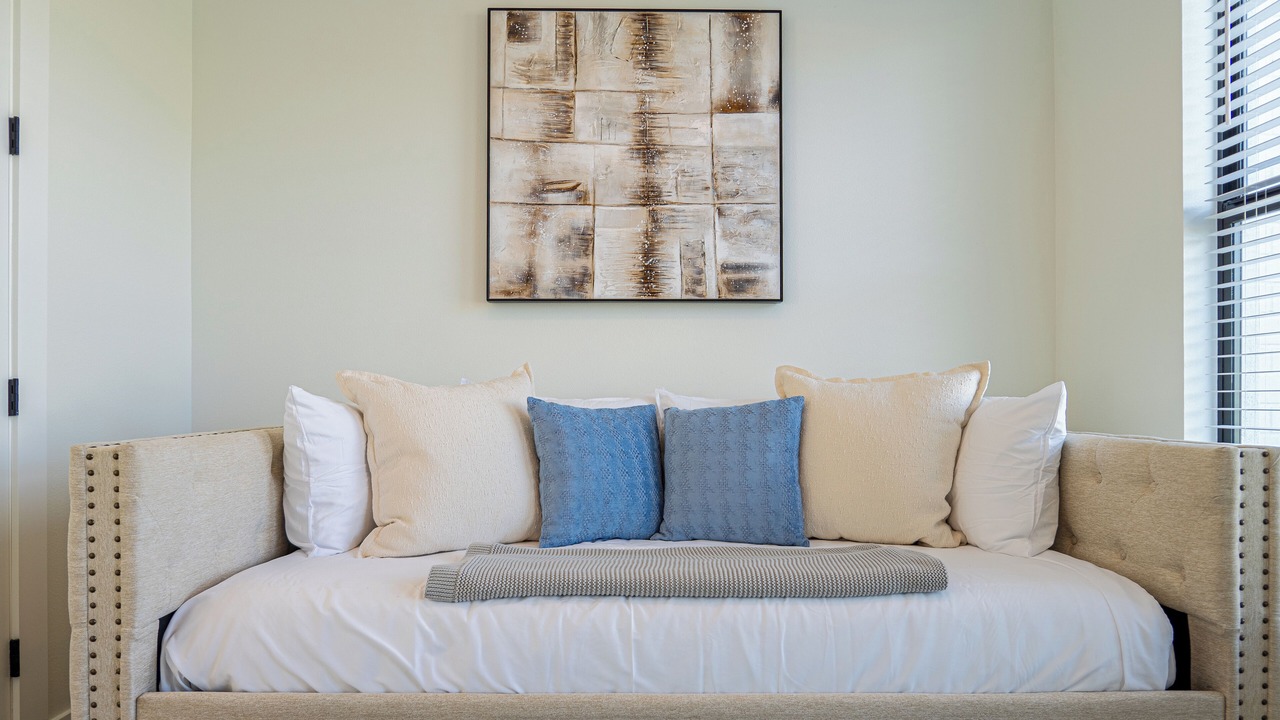 Photo of Bedroom in Port Tampa City