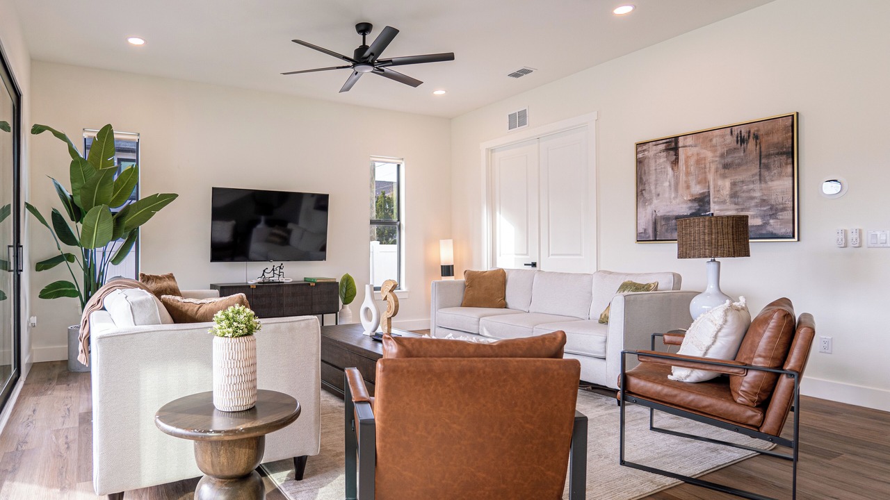 Photo of Livingroom in Port Tampa City