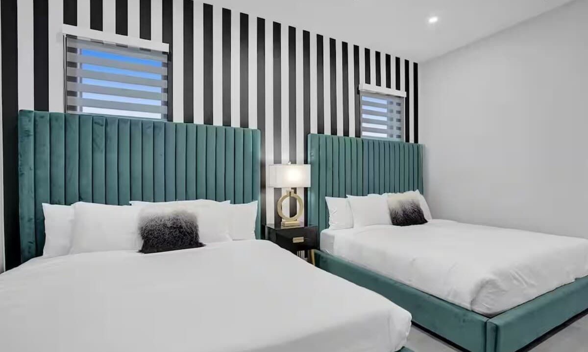Photo of Bedroom in Sunset