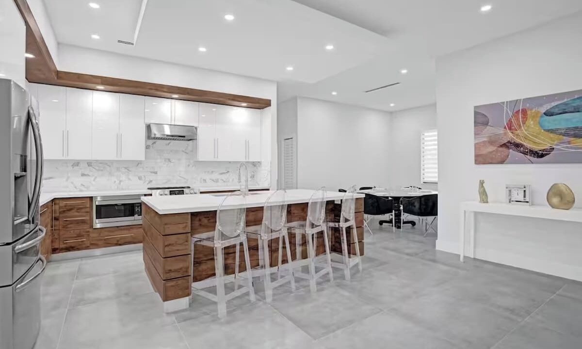 Photo of Kitchen in Sunset