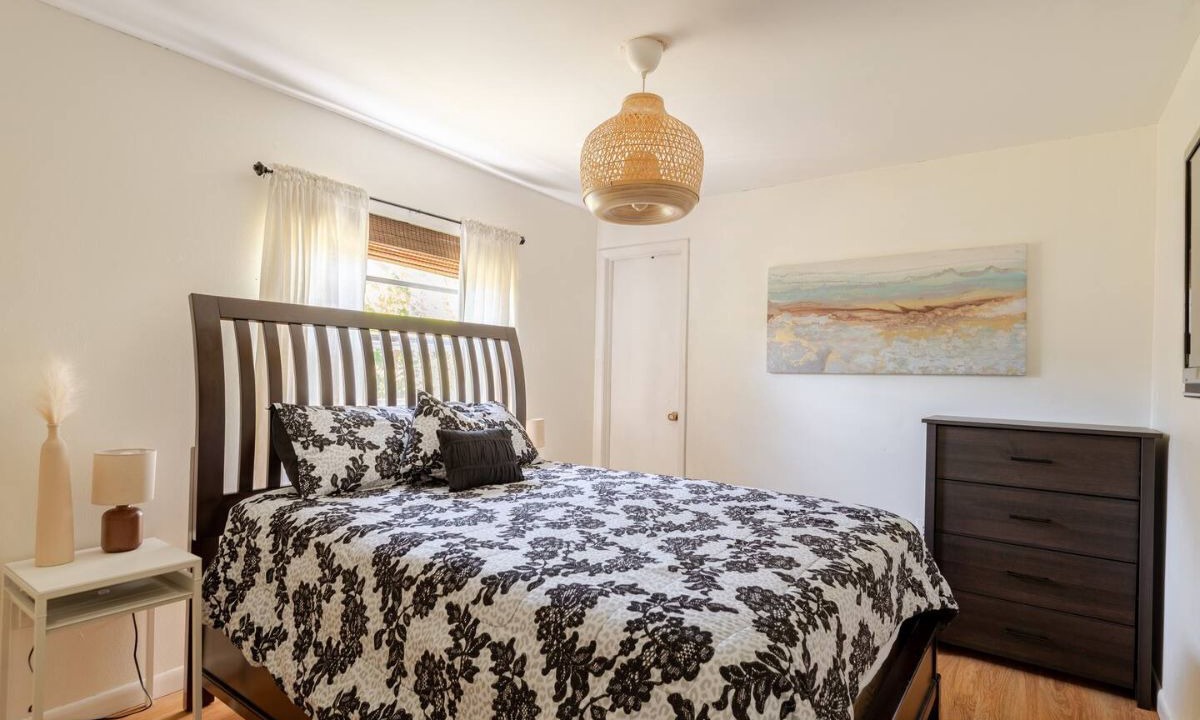 Photo of Bedroom in Seminole Heights