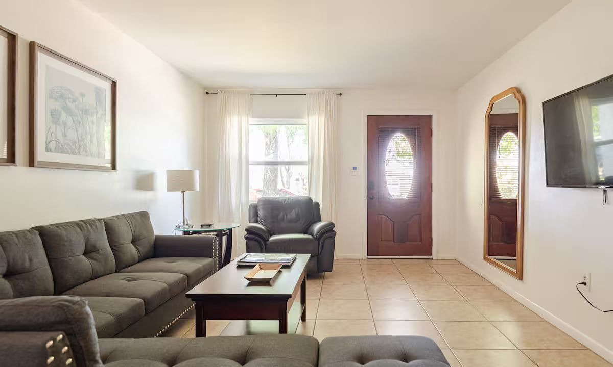 Photo of Livingroom in Seminole Heights