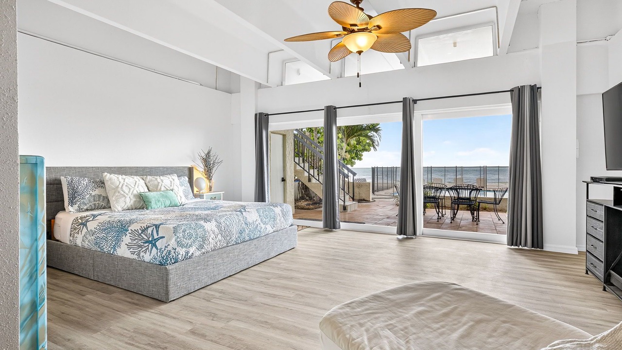 Photo of Bedroom in Redington Beach