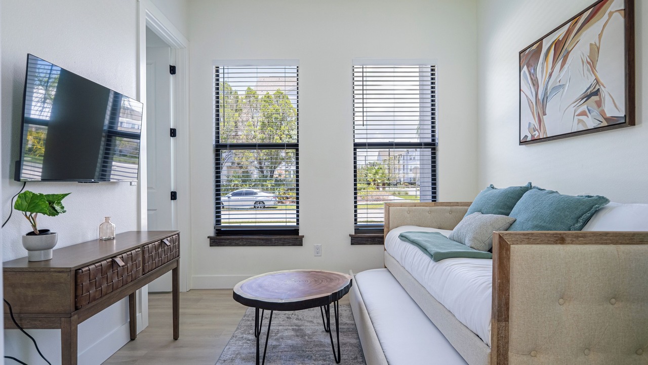 Photo of Livingroom in Port Tampa City