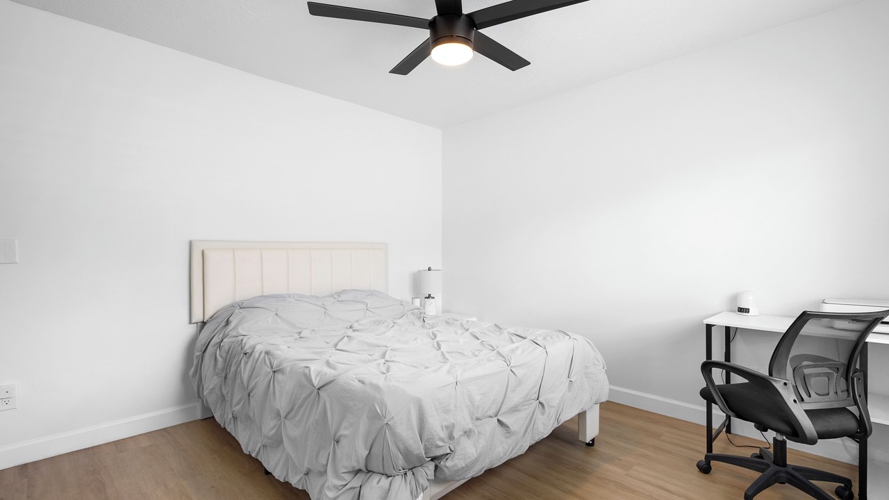 Photo of Bedroom in Rosemont
