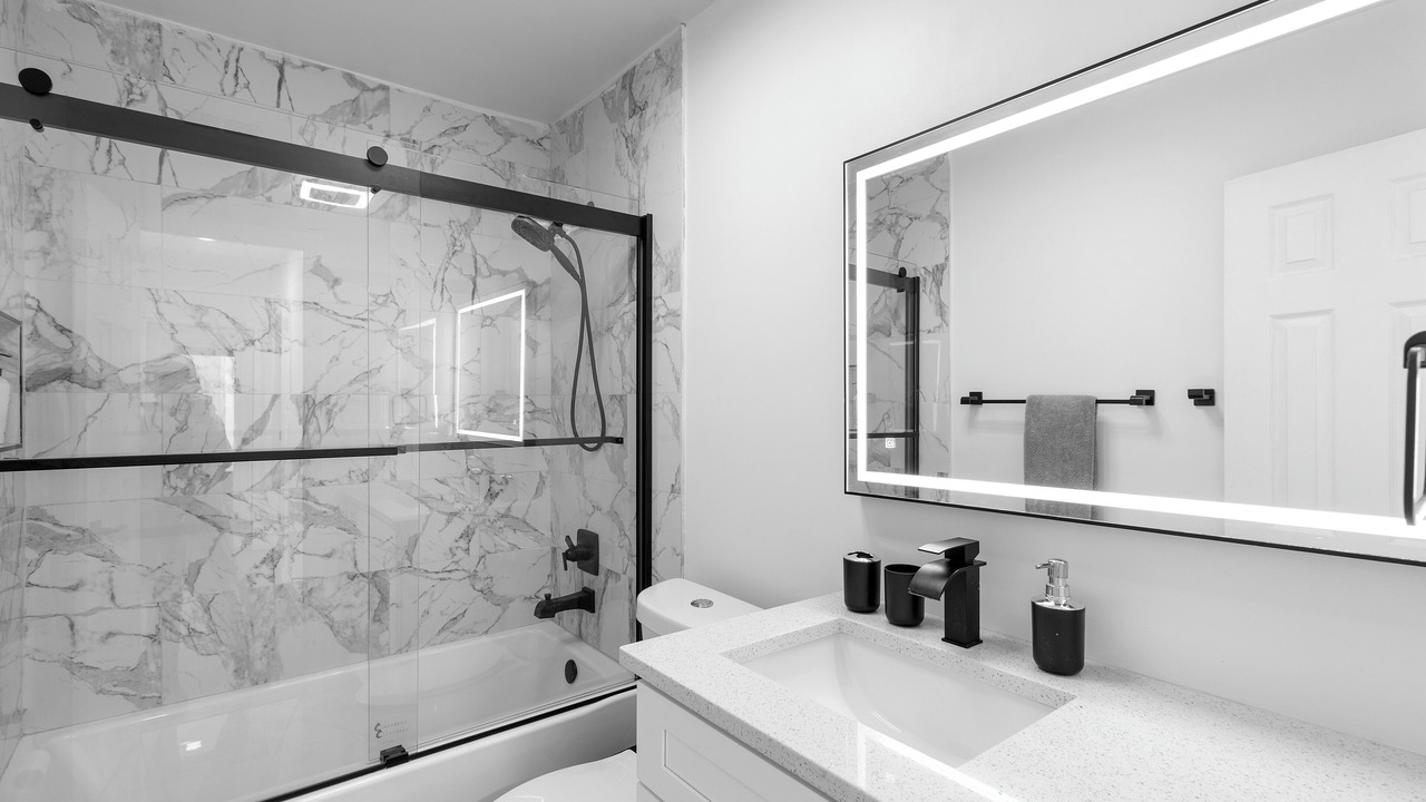 Photo of Bathroom in Rosemont