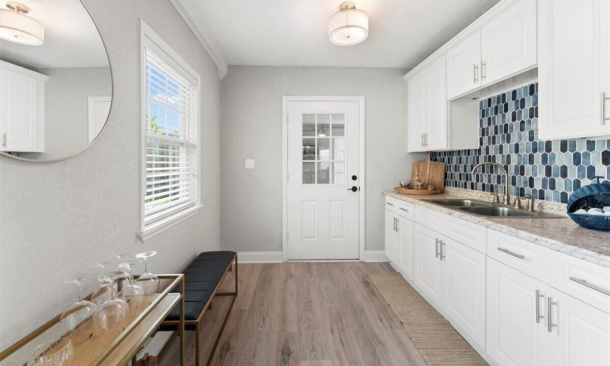 Photo of Kitchen in Dolphin's Cove