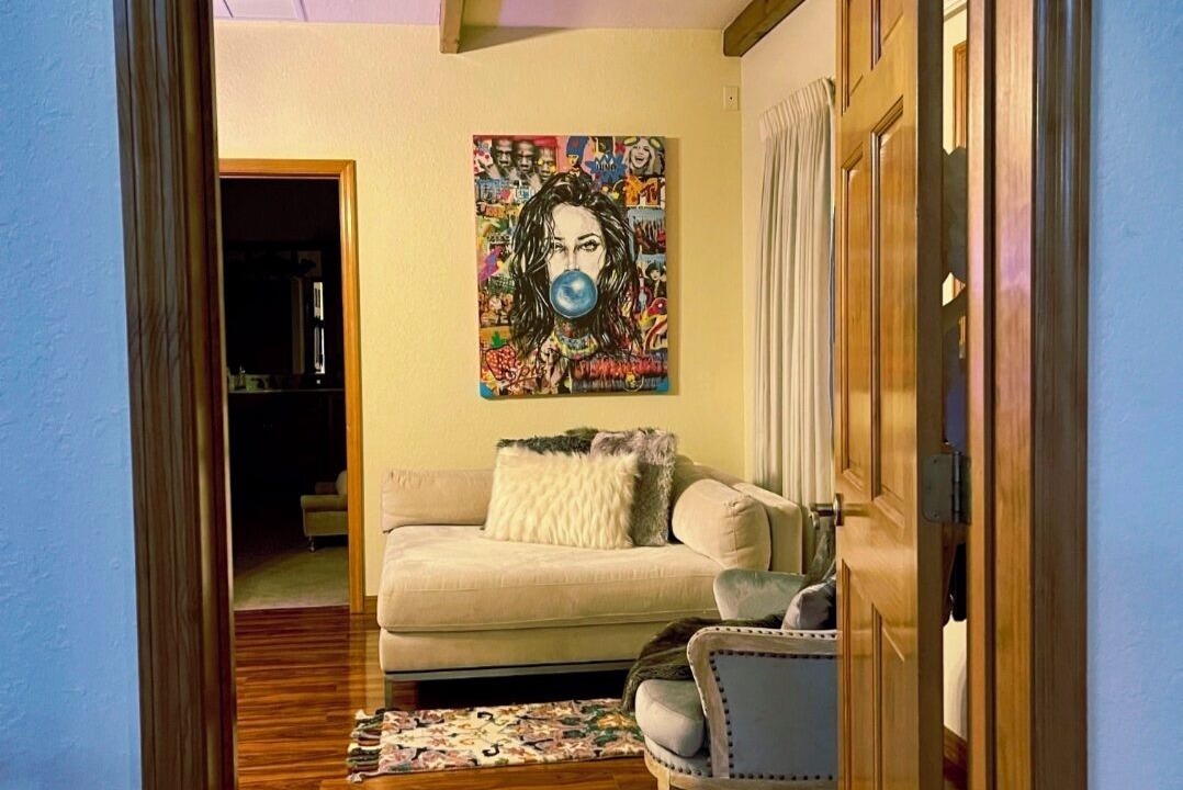 Photo of Livingroom in Fellowship