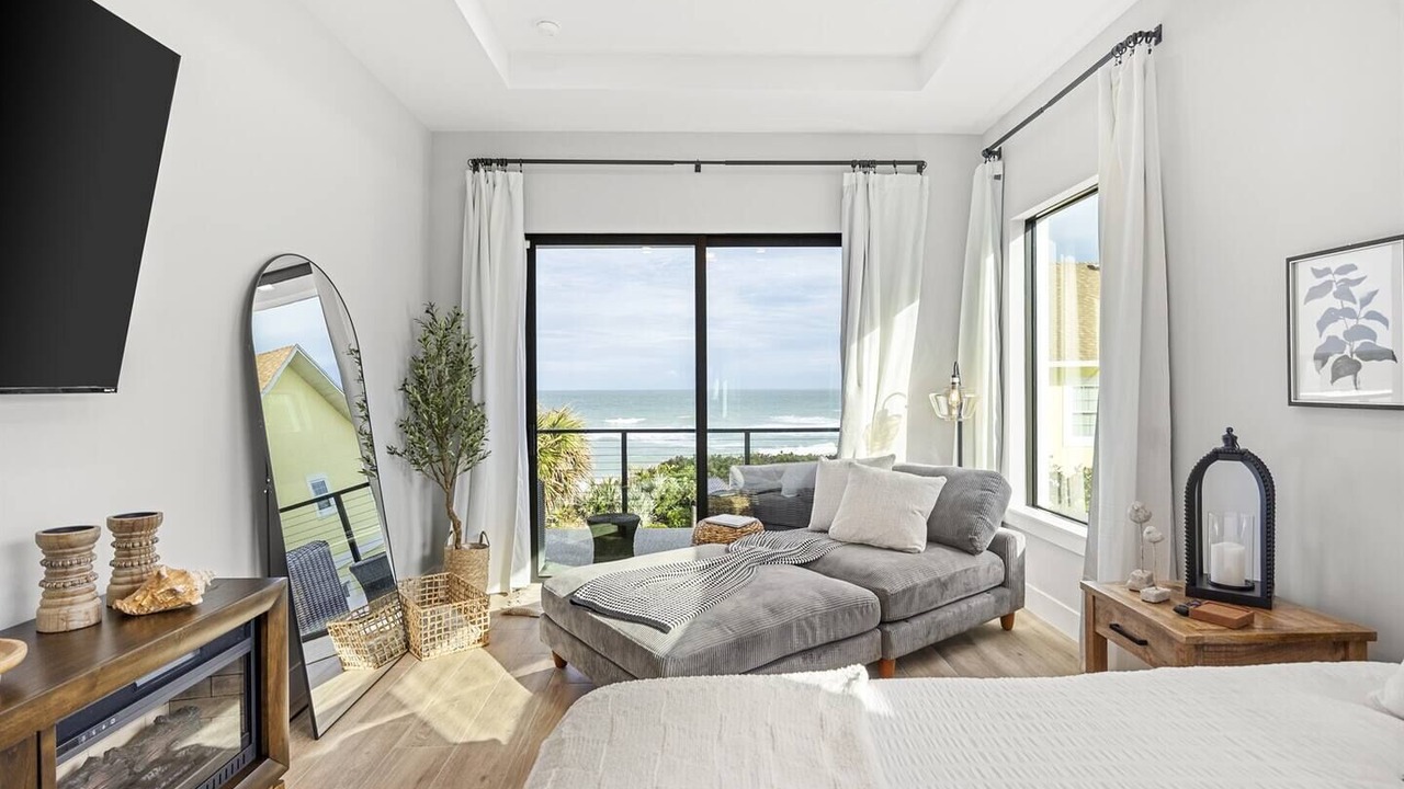 Photo of Bedroom in New Melbourne Beach