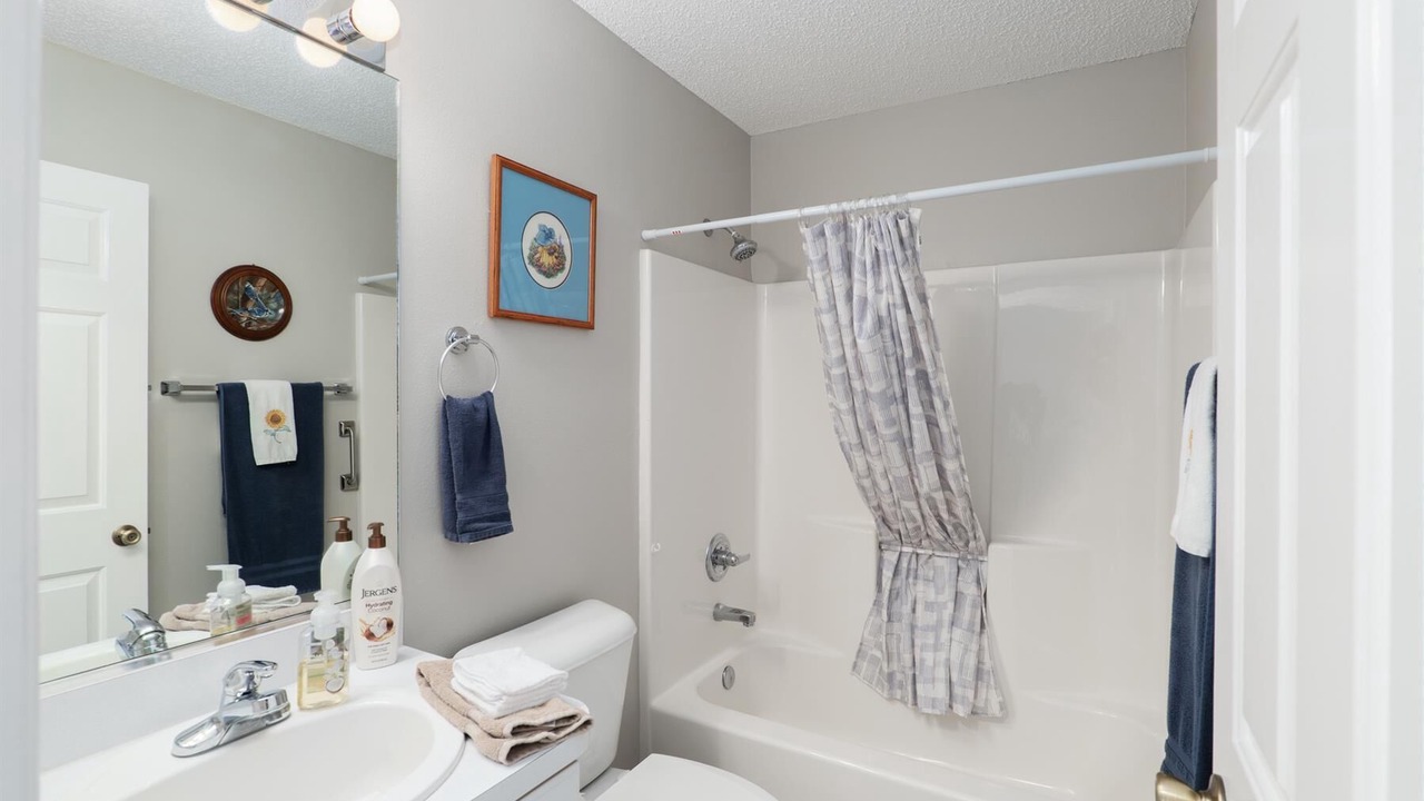 Photo of Bathroom in Glenbrook