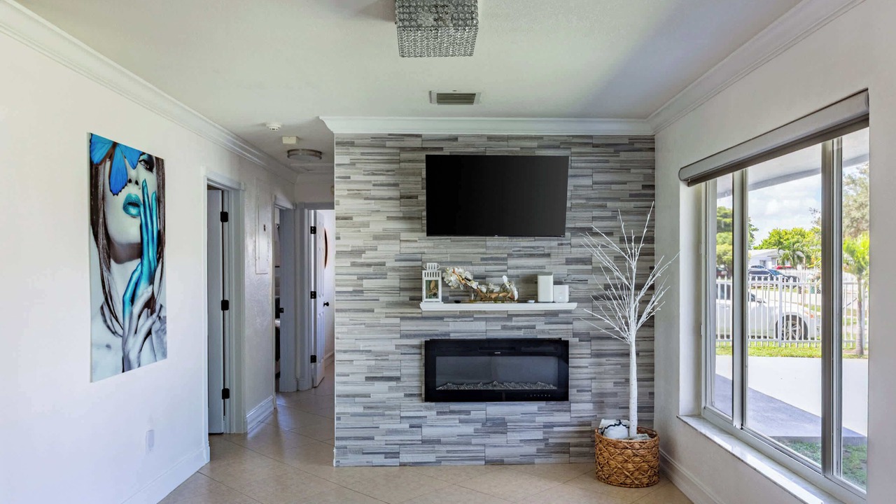Photo of Livingroom in Miami Gardens