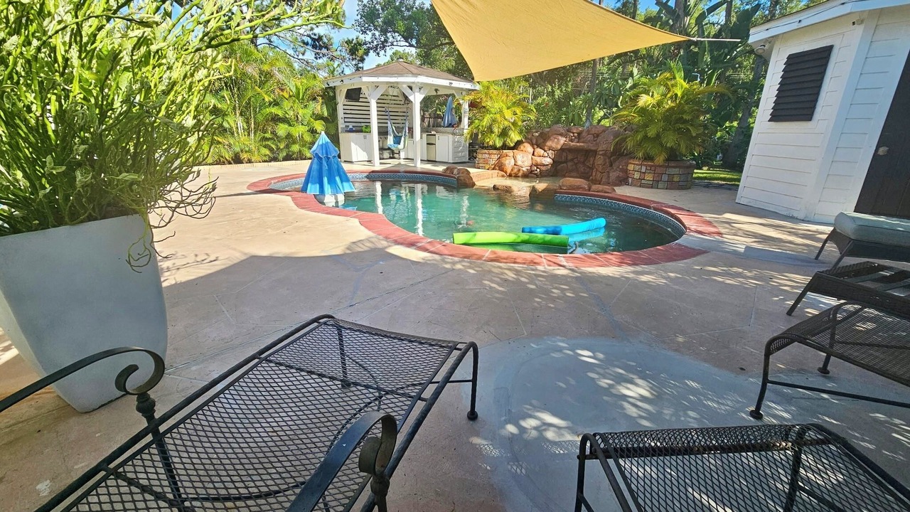 Photo of Outdoor in Country Place