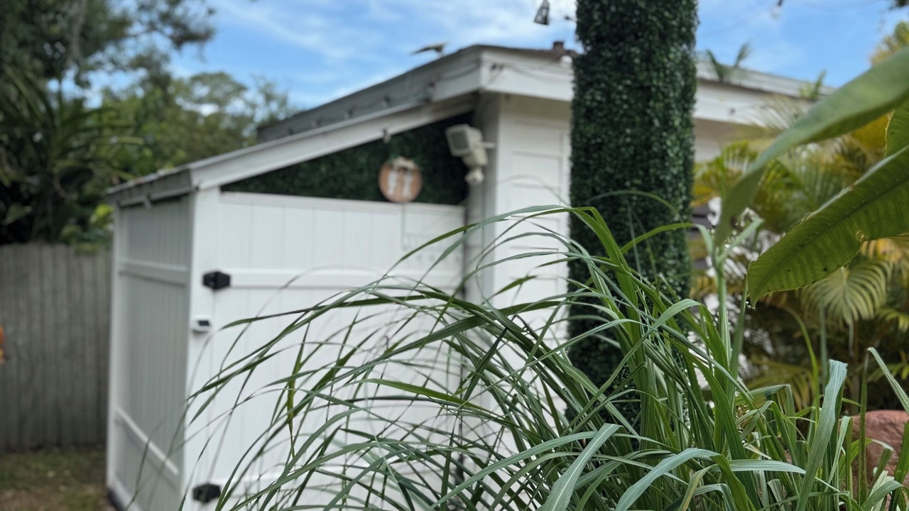 Photo of Outdoor in Country Place