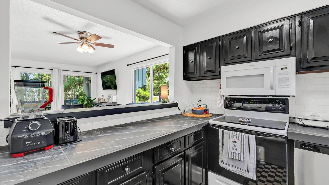 Photo of Kitchen in Daphne