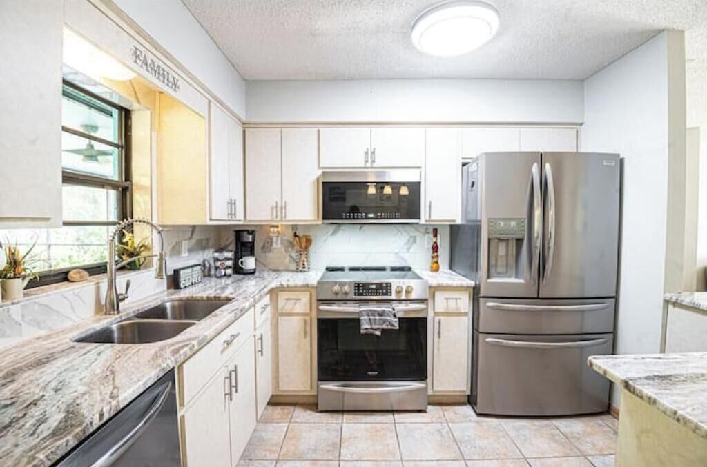 Photo of Kitchen in Crystal River