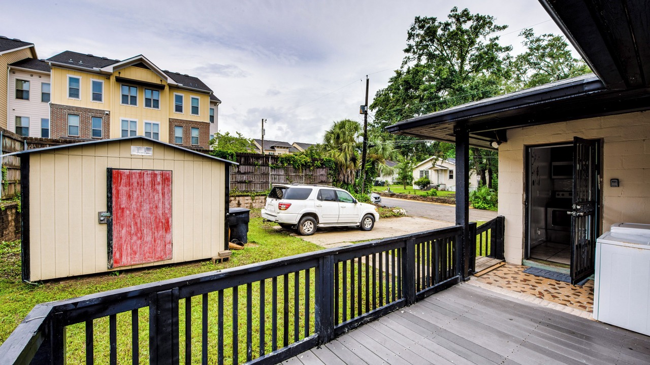 Photo of Outdoor in Griffin Heights