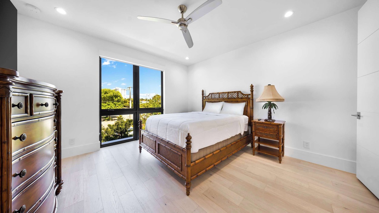 Photo of Bedroom in Harbour Inlet