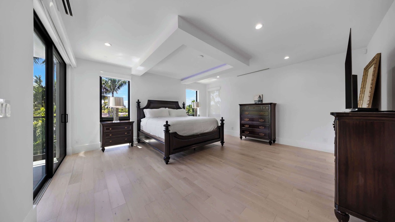 Photo of Bedroom in Harbour Inlet