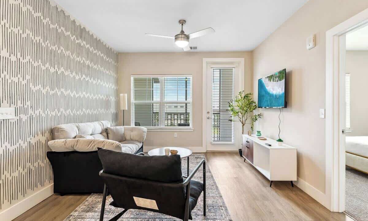 Photo of Livingroom in Southeast Orlando