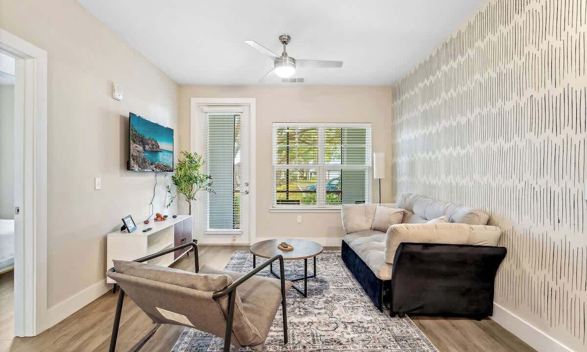 Photo of Livingroom in Southeast Orlando