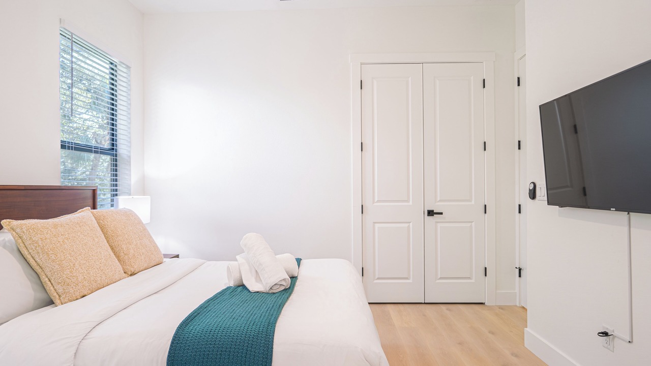 Photo of Bedroom in Port Tampa City