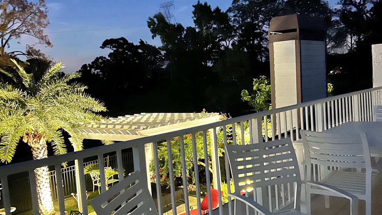 Photo of Patio Balcony in Greater Northdale
