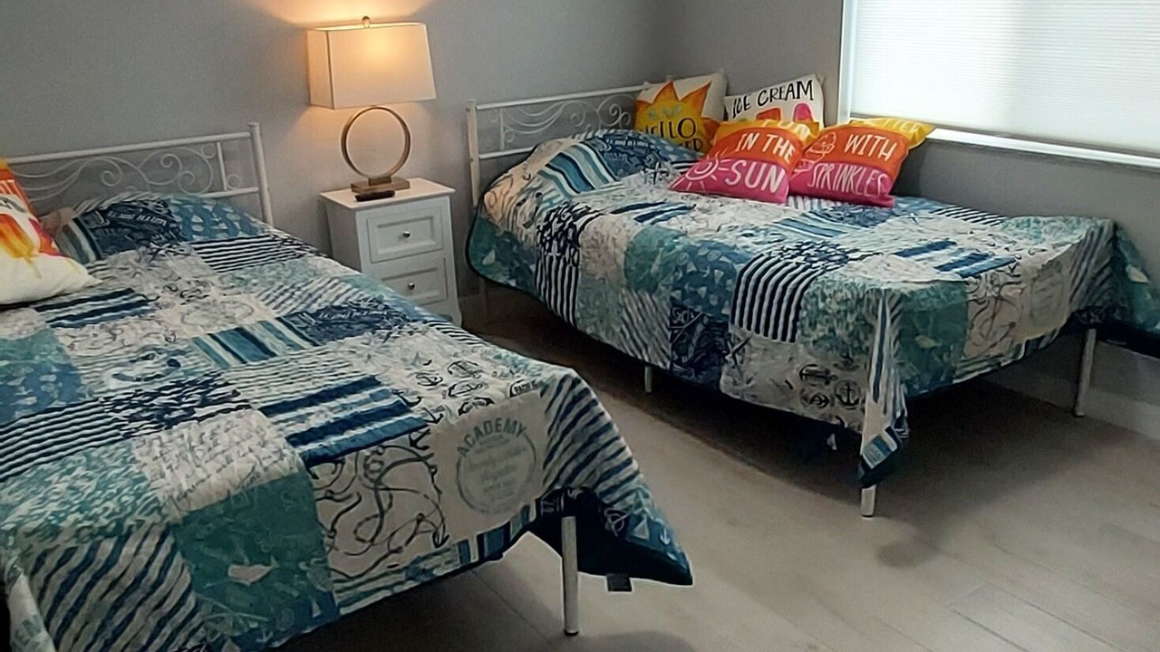 Photo of Bedroom in Mid Island