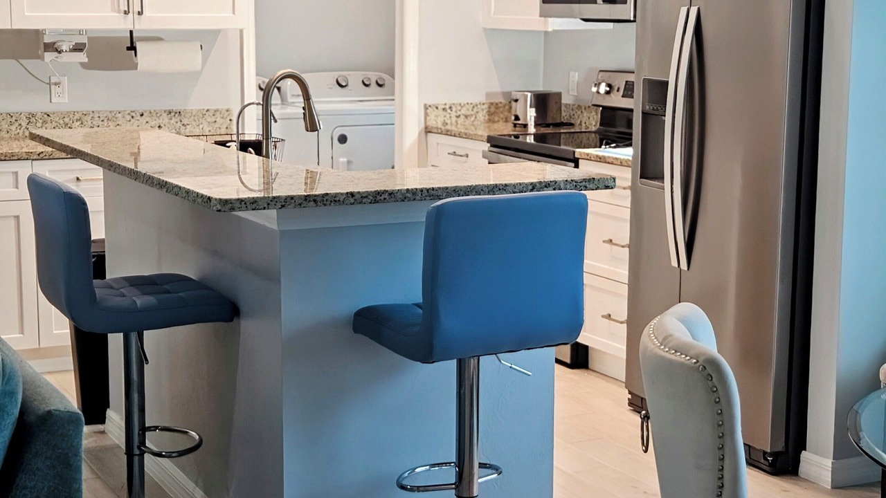 Photo of Kitchen in Mid Island