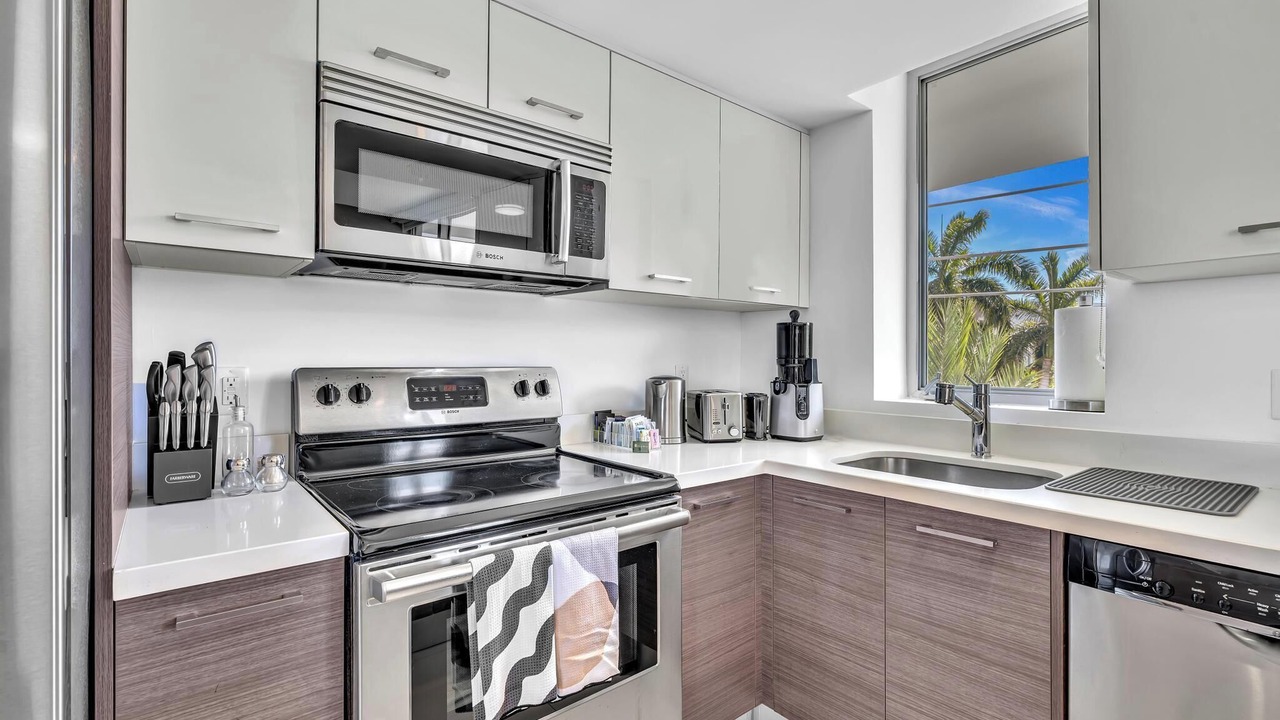 Photo of Kitchen in Bay Harbor Islands